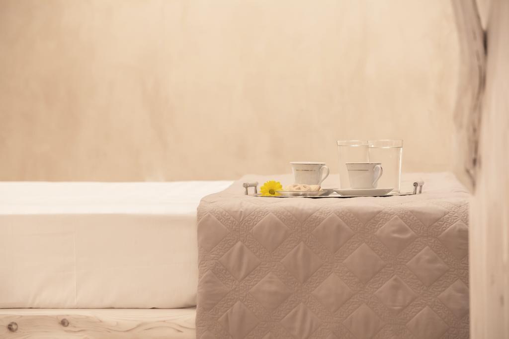 Love Nest With Hot Tub, Hammam & Outdoor Cinema Akrotiri  Ngoại thất bức ảnh